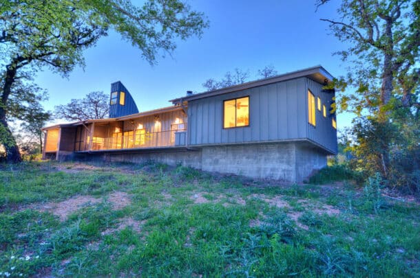 BIM plays a central staring role in the architecture of this custom residence in Austin, Texas. 