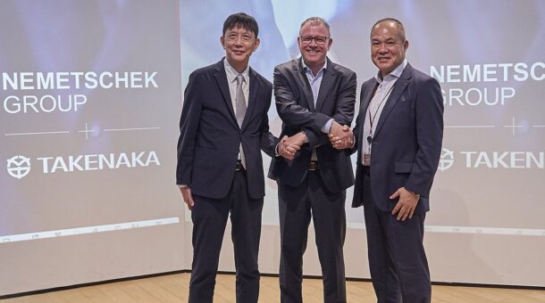 Nemetschek and Takenaka sign MoU agreement. 
